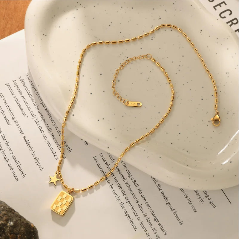 Lumino Buzz Necklace (22K Gold Plated)